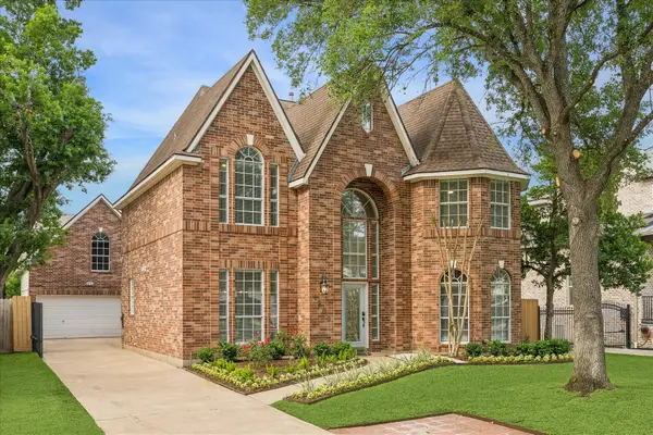 4800 Holly Street, Bellaire, TX 77401