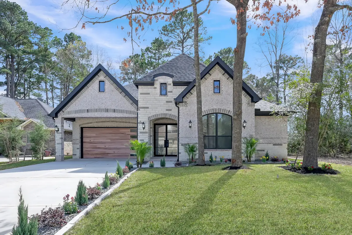 135 Wick Willow Rd, Montgomery, TX 77356 - #1