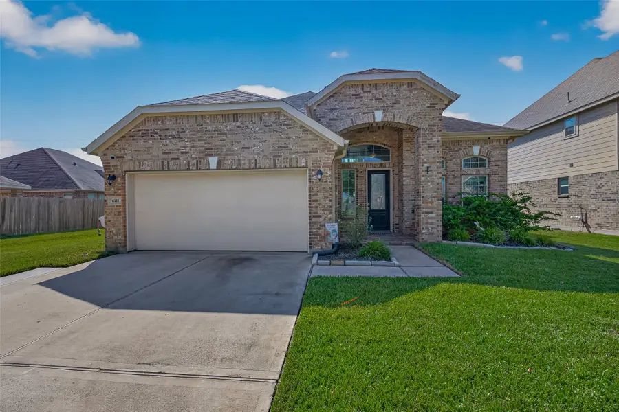 6111 Wayne Way, Rosenberg, TX 77471 - #3