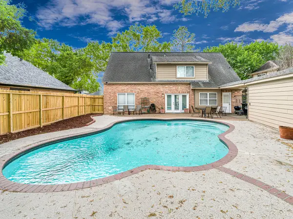 15214 El Padre Drive, Houston, TX 77083