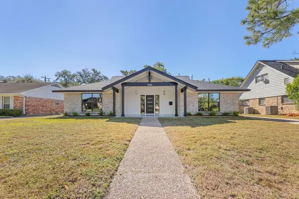 12315 Barryknoll Lane, Houston, TX 77024