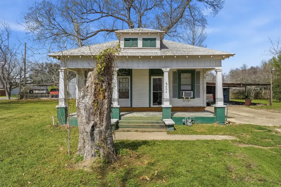 404 Seacamp Street, Dayton, TX 77535 - #2