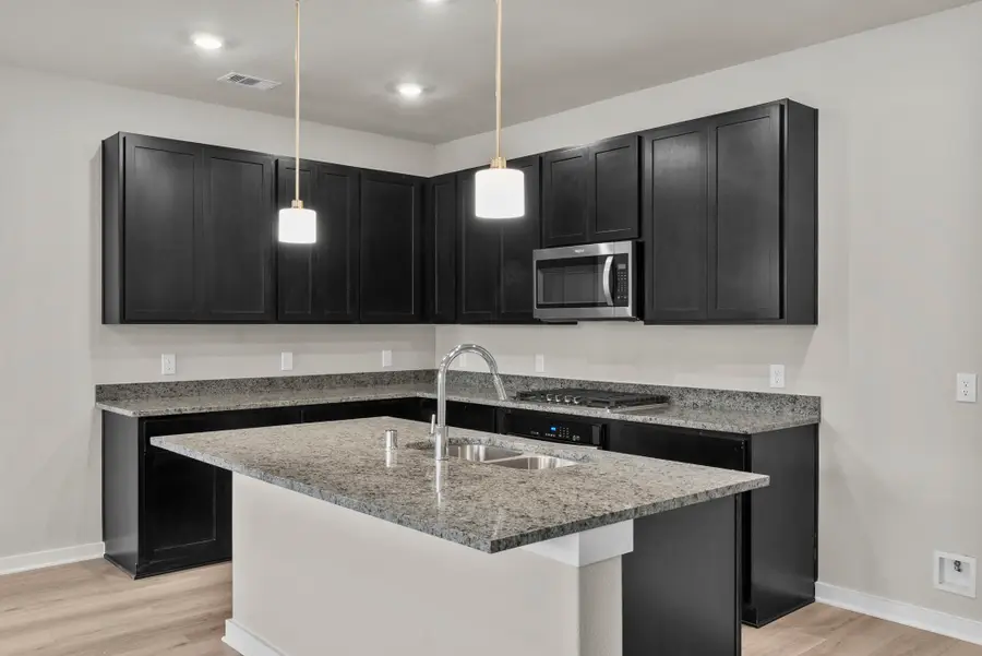 1911 Stargazer Lane, Angleton, TX 77515 - Image #3