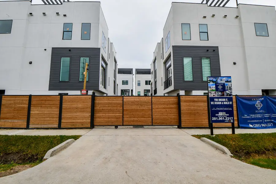 5609A Val Verde Street, Houston, TX 77057 - #2