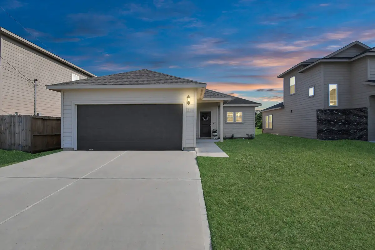 1294 Road 5102, Cleveland, TX 77327 - #1