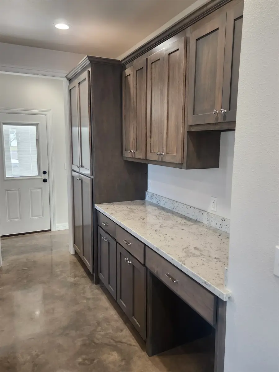 610 E West Street, El Campo, TX 77437 - Image #3