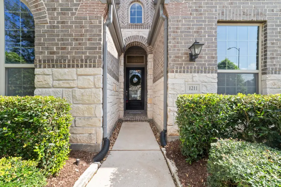 1211 Layla Sage Loop, Richmond, TX 77406 - Image #2