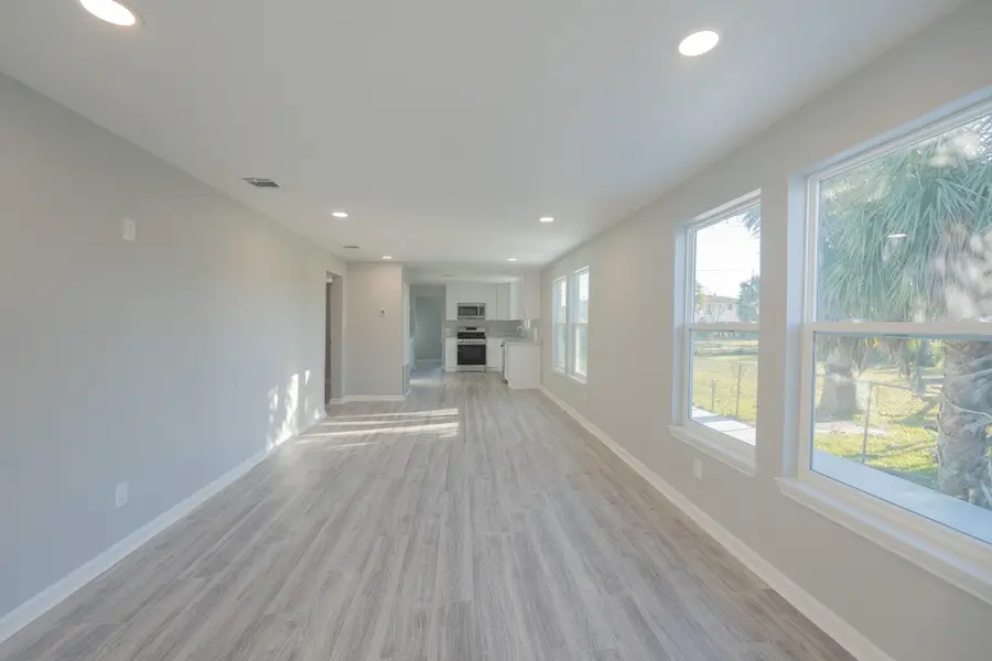 6909 Avenue P 1/2, Galveston, TX 77551 - Image #3