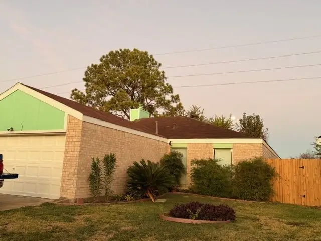 2955 Shadow Trail Drive, Houston, TX 77082 - Image #1