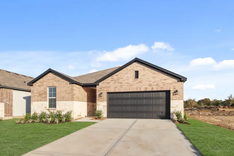 12034 Curlin Drive, Willis, TX 77318 - Image #2