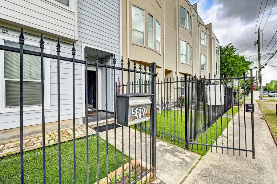 5507 Darling Street, Houston, TX 77007 - Image #2