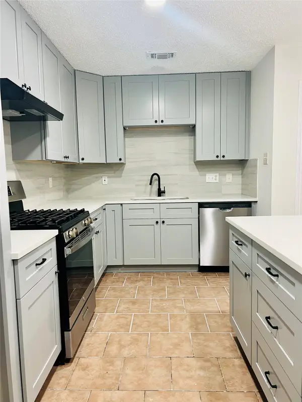 3739 Varla Lane, Houston, TX 77014