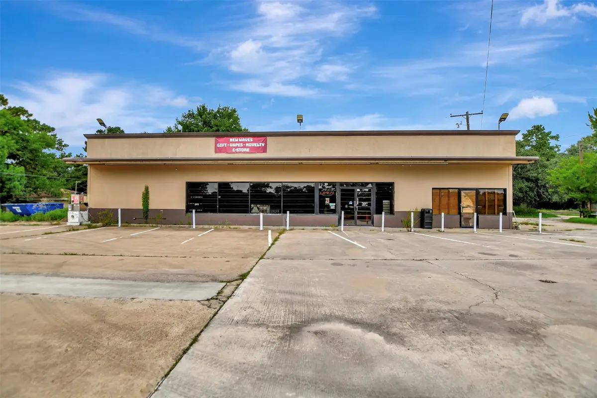 9240 State Highway 75 S, New Waverly, TX 77358 - #1