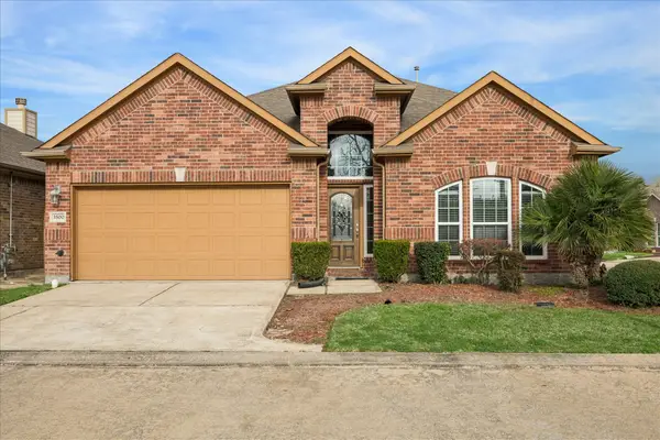 3500 Arezzo Circle, Friendswood, TX 77546