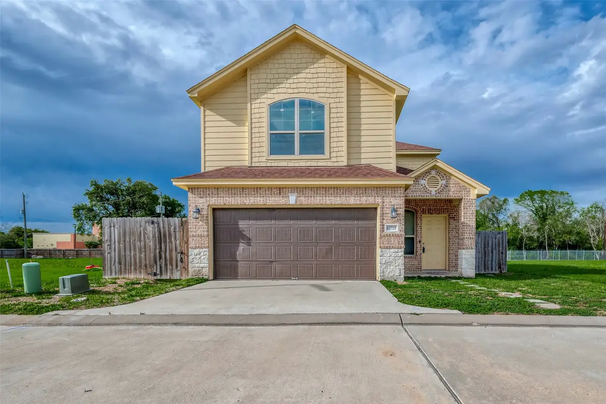 12722 Yoshino Cherry Street, Houston, TX 77072 - Image #1