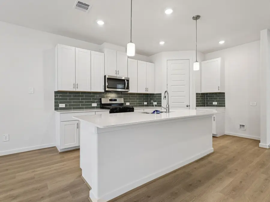 709 Sand Dollar Drive, Kemah, TX 77565 - #2