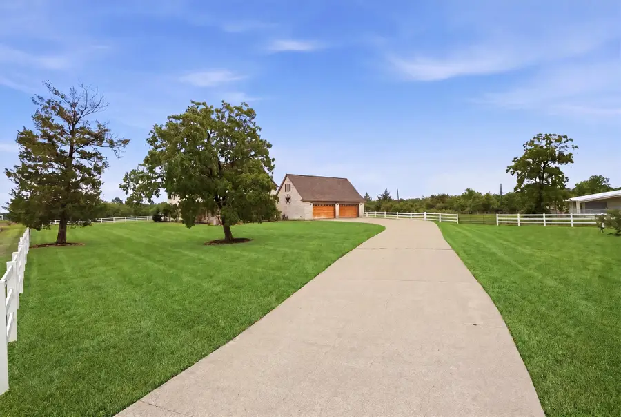 4350 Skylane Drive, Beach City, TX 77523 - #2