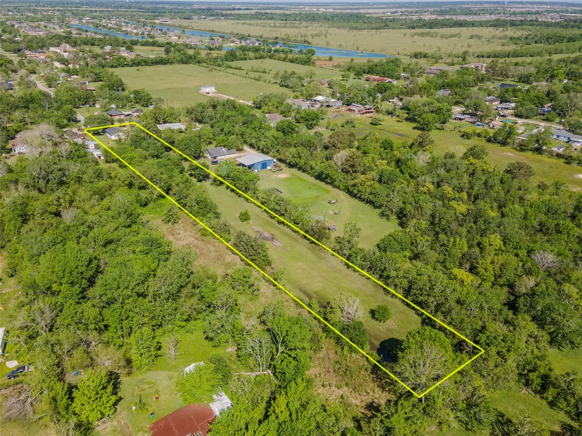 1803 Avenue Q, Santa Fe, TX 77510 - Image #1