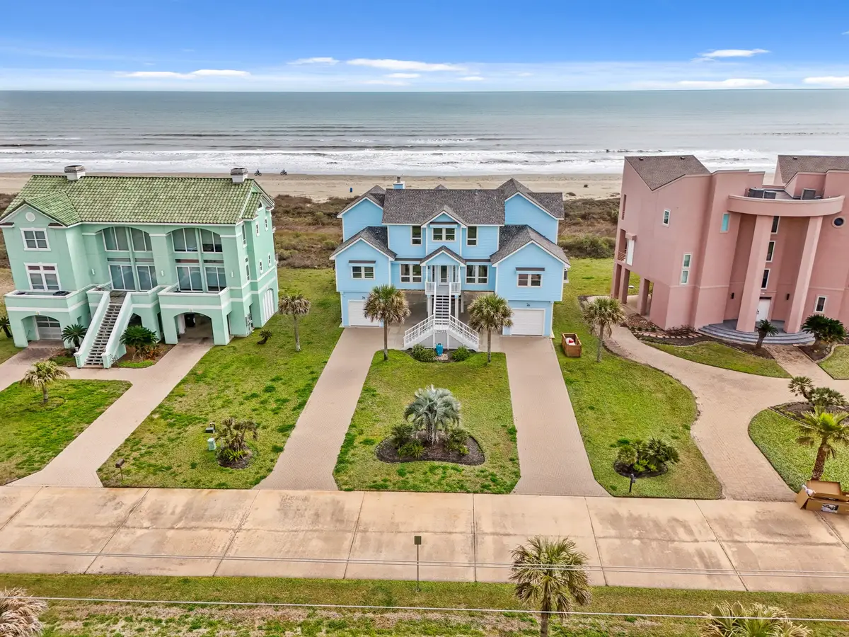 19023 Kahala Drive E, Galveston, TX 77554 - #1
