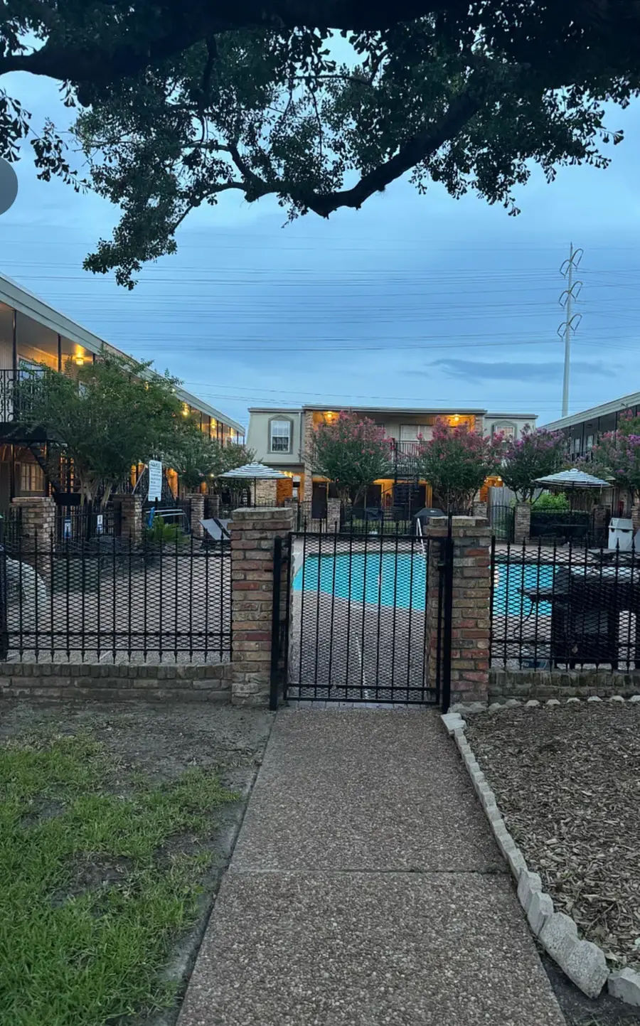 3131 Southwest Freeway #B17, Houston, TX 77098 - #2