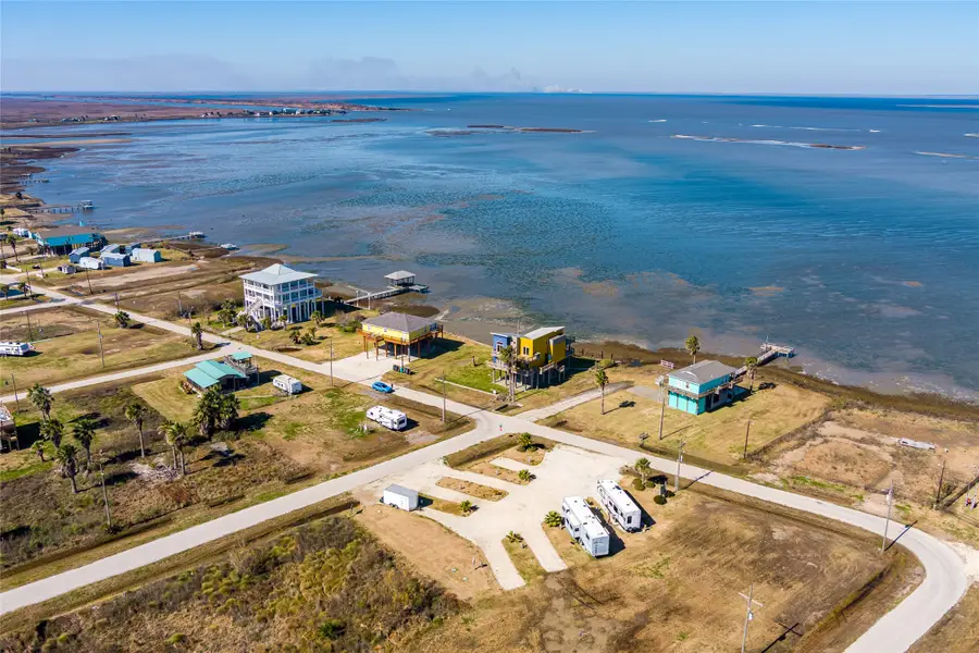 1040 Rollover Lane, Gilchrist, TX 77617 - #3