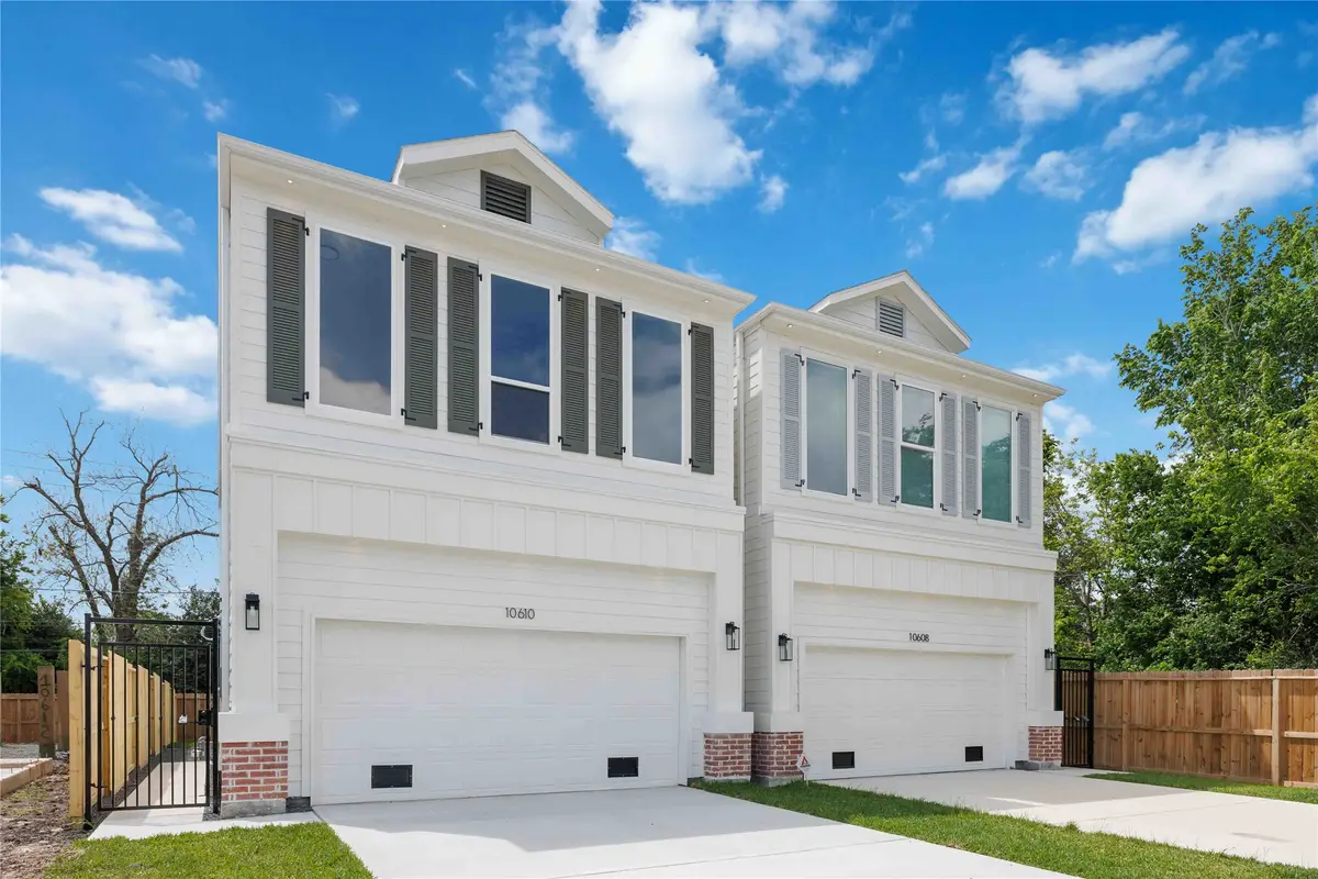 10612 Ashville Drive, Houston, TX 77051 - #1