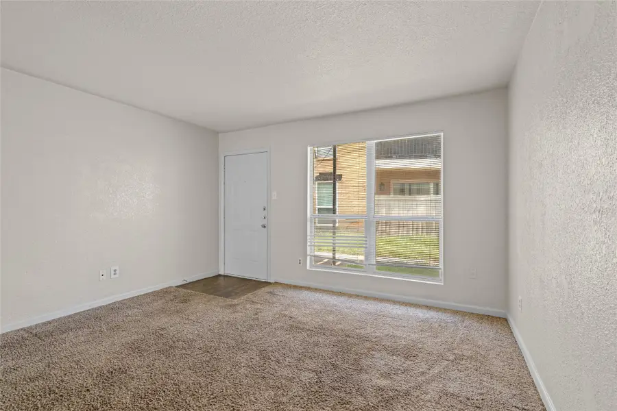 8100 Creekbend Drive #131, Houston, TX 77071 - Image #2