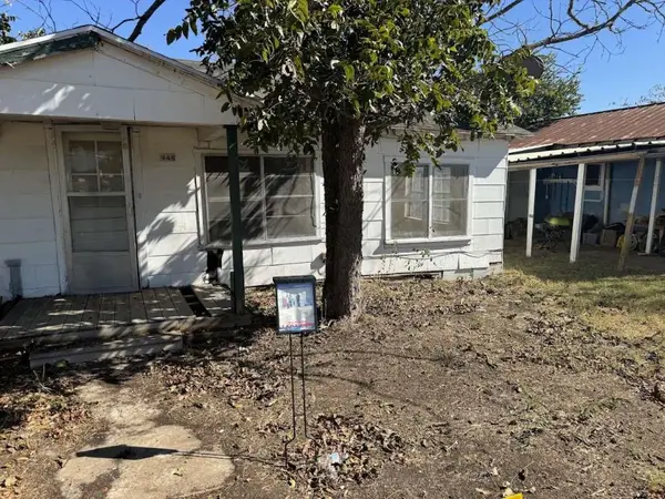 948 S Williamson Street, Giddings, TX 78942