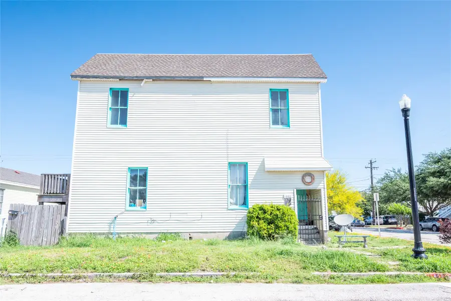 1002 Sealy Street, Galveston, TX 77550 - #2