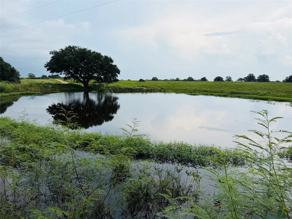 10309 Cr 1, Hallettsville, TX 77964 - #1