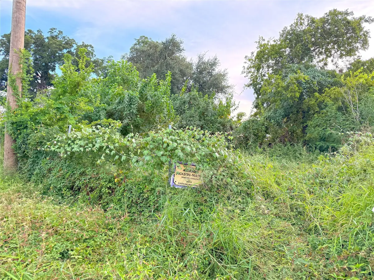 22 Stokes Street, Houston, TX 77022 - Image #1