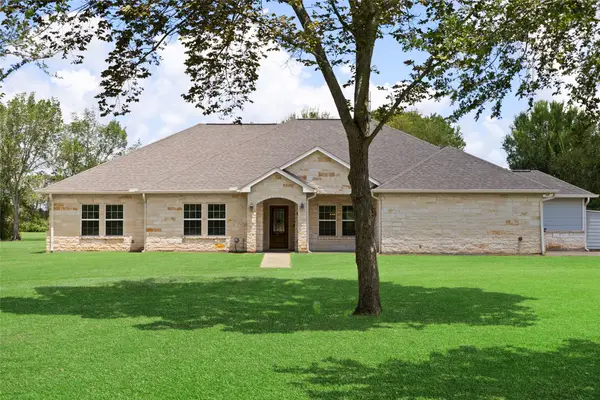 1213 Dyann Drive, Wharton, TX 77488