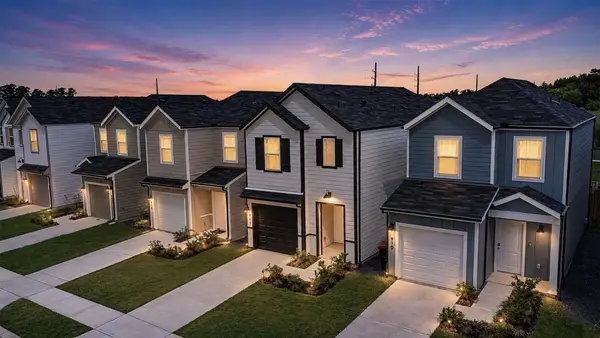 914 Moon Drop Lane, Houston, TX 77090