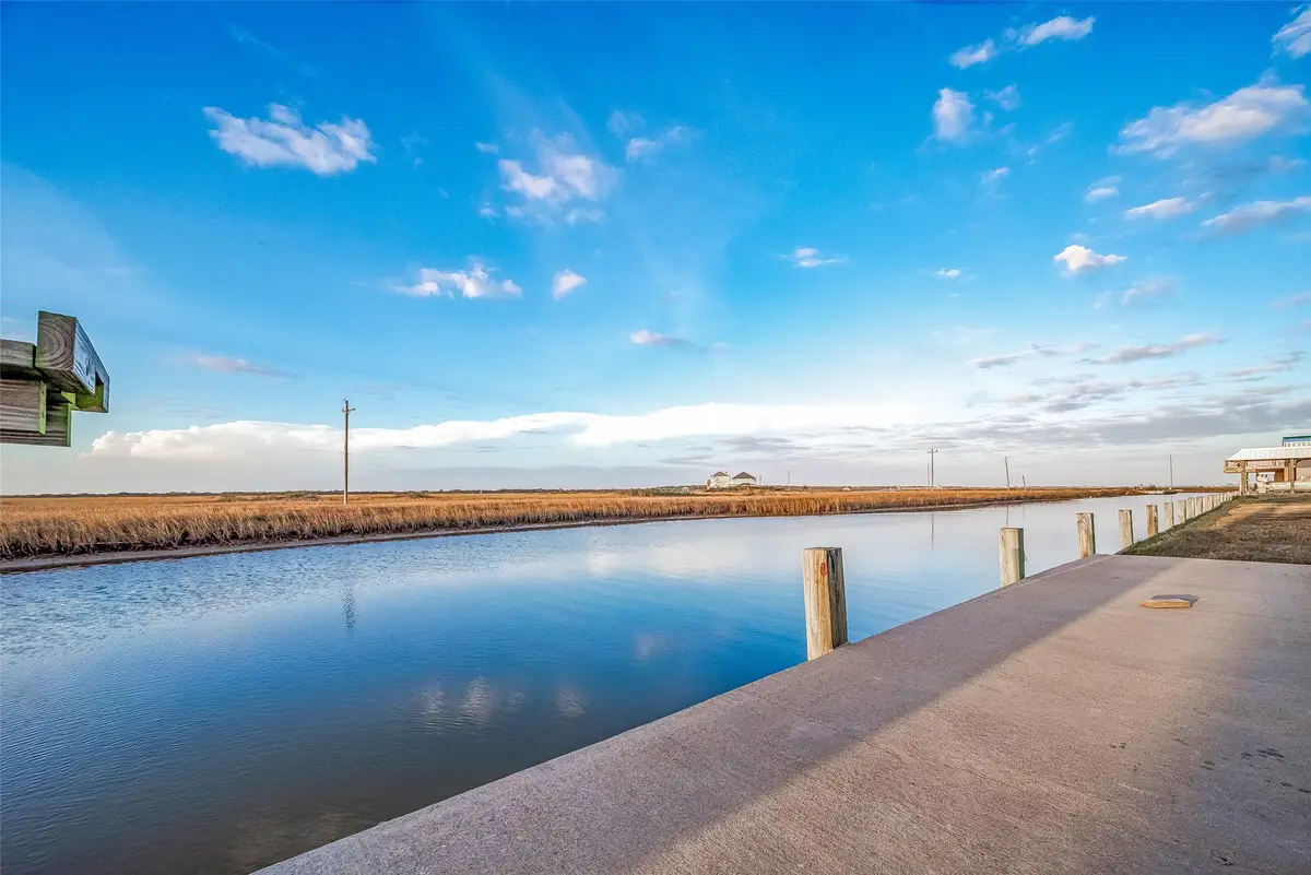 1111 Gator Point, Crystal Beach, TX 77650 - #1