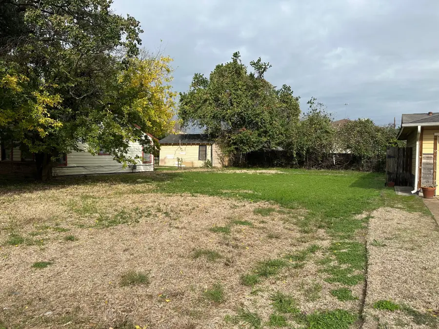 5207 Arapahoe Street, Houston, TX 77020 - Image #3
