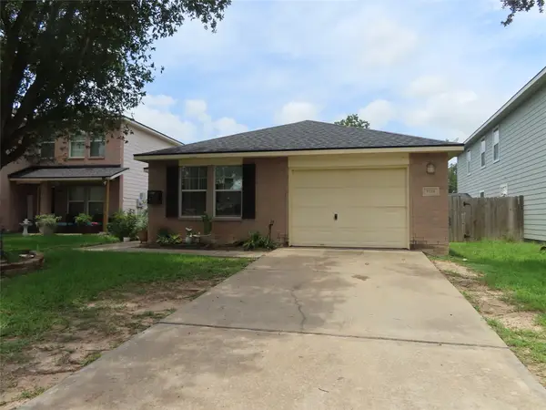 7319 Rising Brook Drive, Cypress, TX 77433