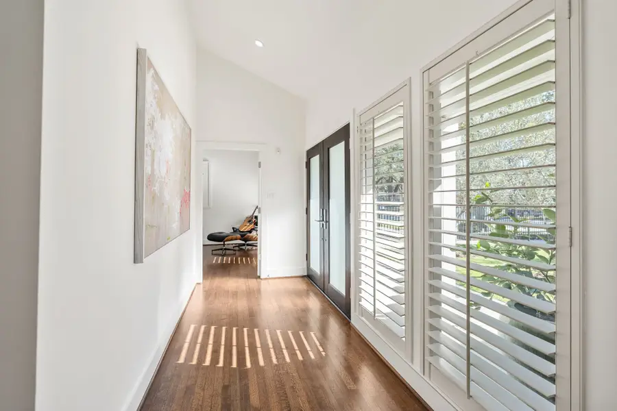 7702 Woodway Drive, Houston, TX 77063 - Image #3