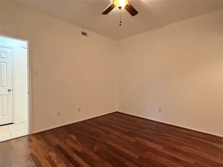 2011 Spenwick Drive #717, Houston, TX 77055 - #3