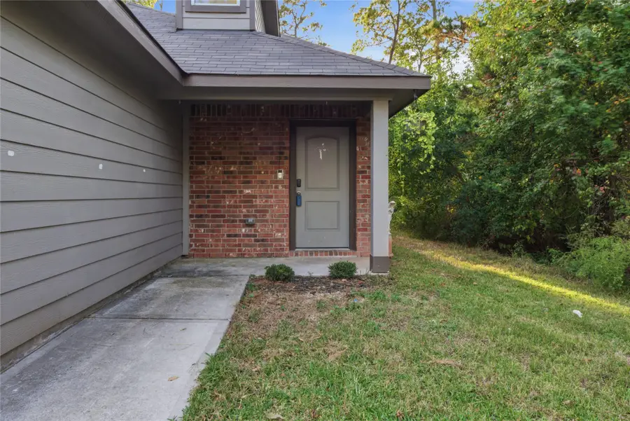 15082 Arrowhead Loop E, Willis, TX 77378 - #3