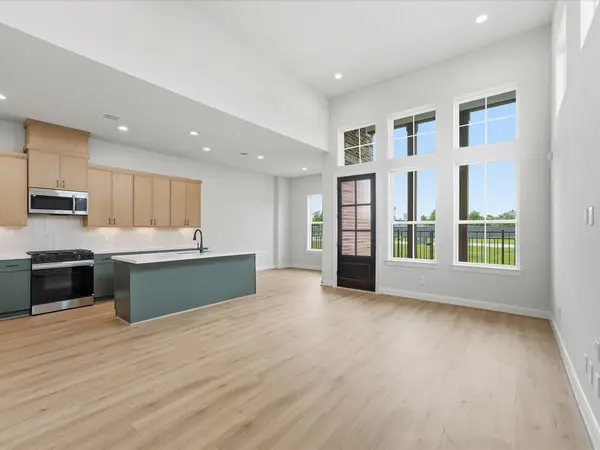 9214 Fort George Street, Houston, TX 77063