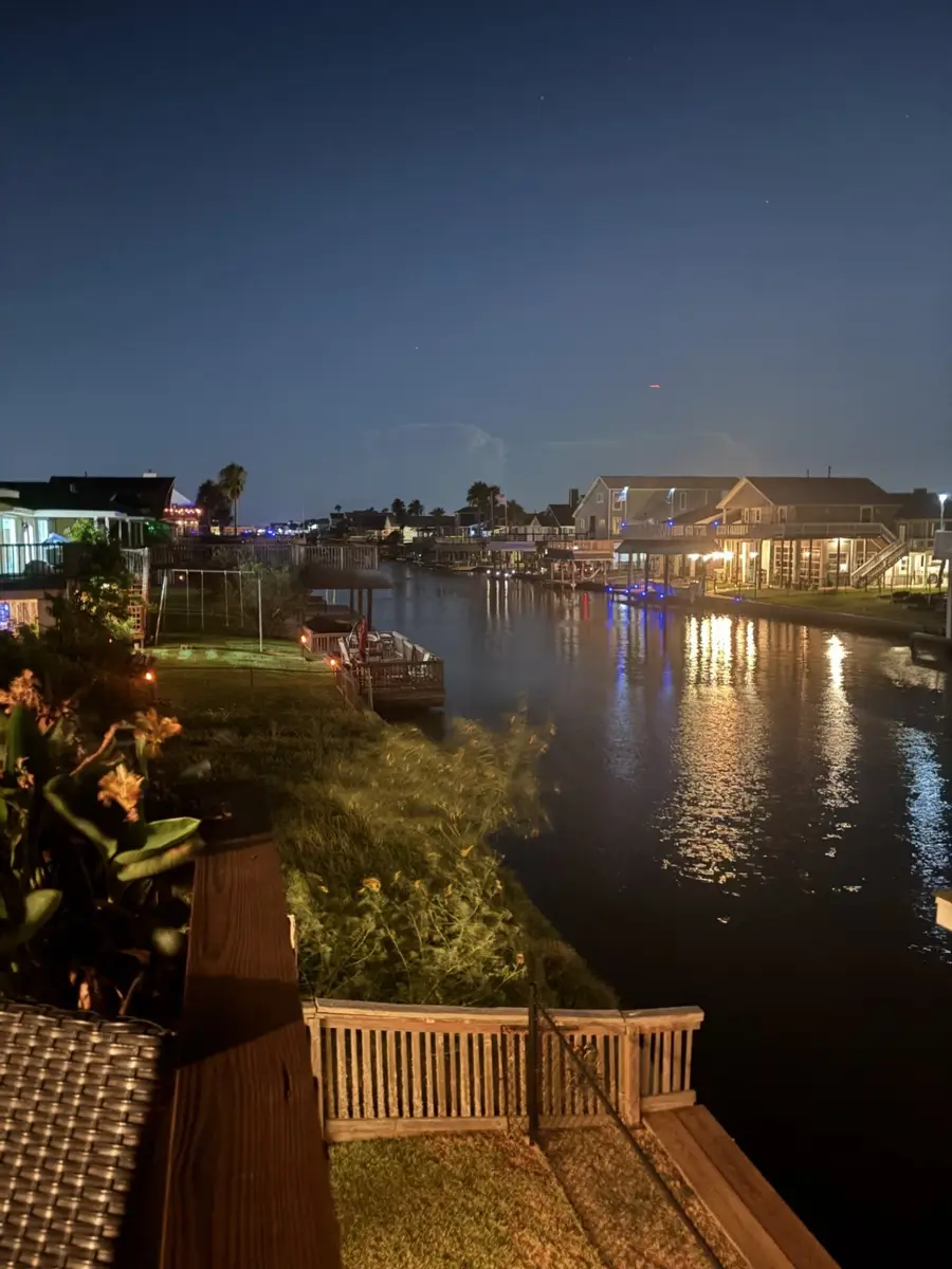 1255 Sailfish Street, Bayou Vista, TX 77563 - Image #3