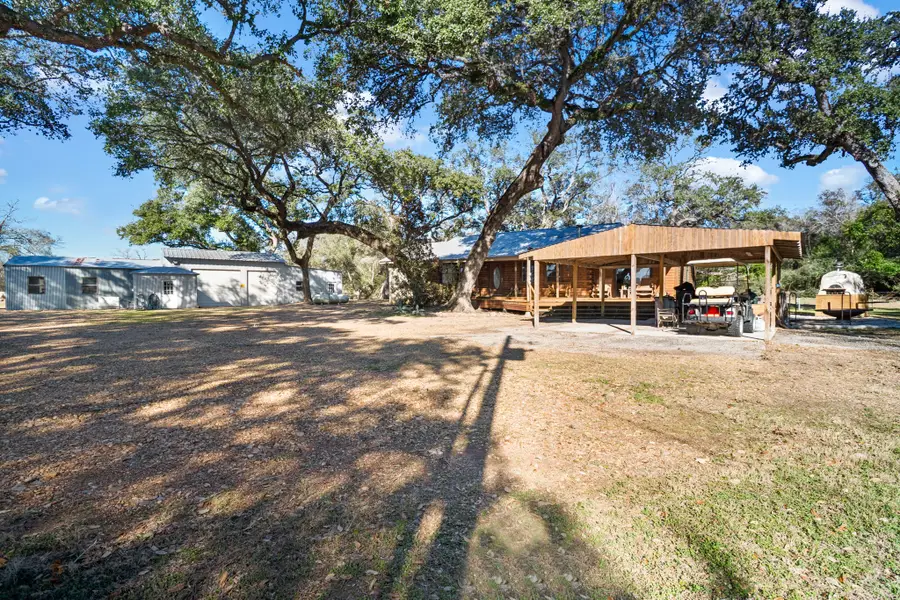 1465 County Road 401, Edna, TX 77957 - #2