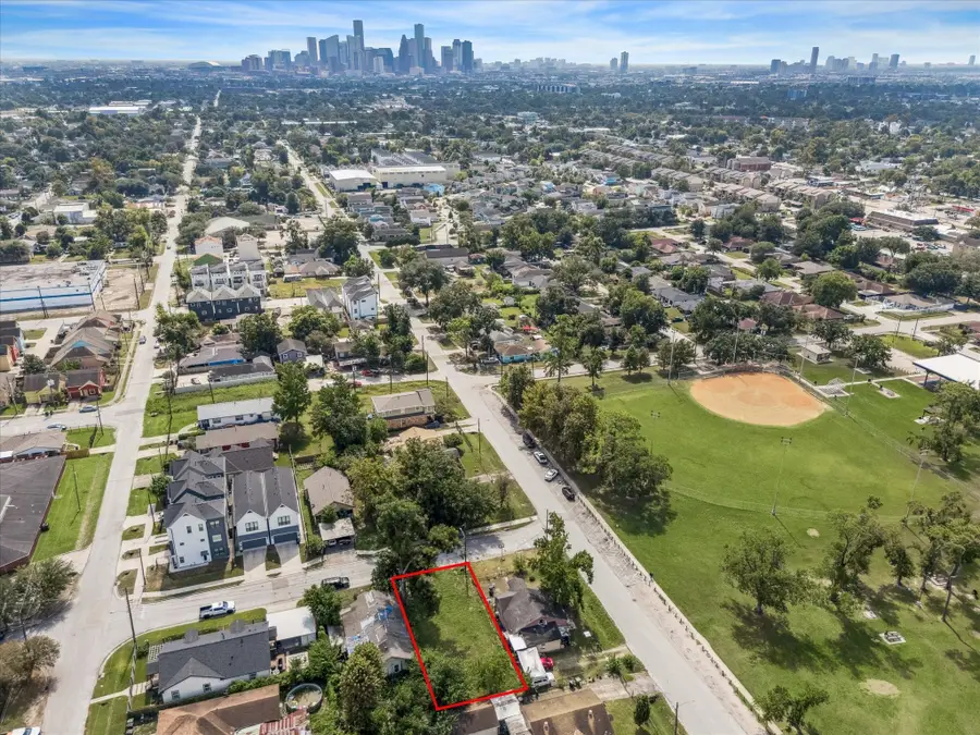 1105 Evelyn Street, Houston, TX 77009 - Image #2