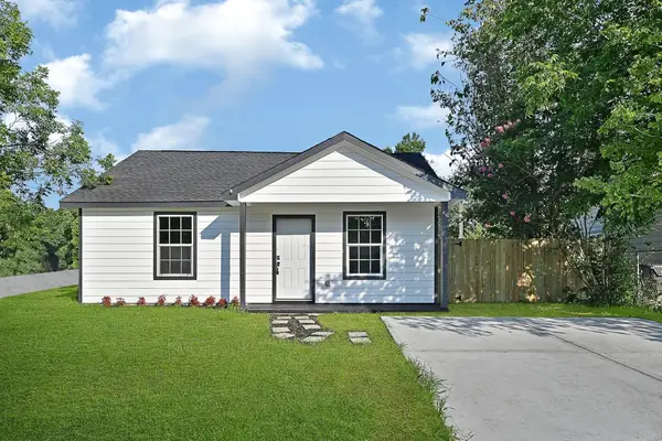 6910 Kassarine Pass, Houston, TX 77033
