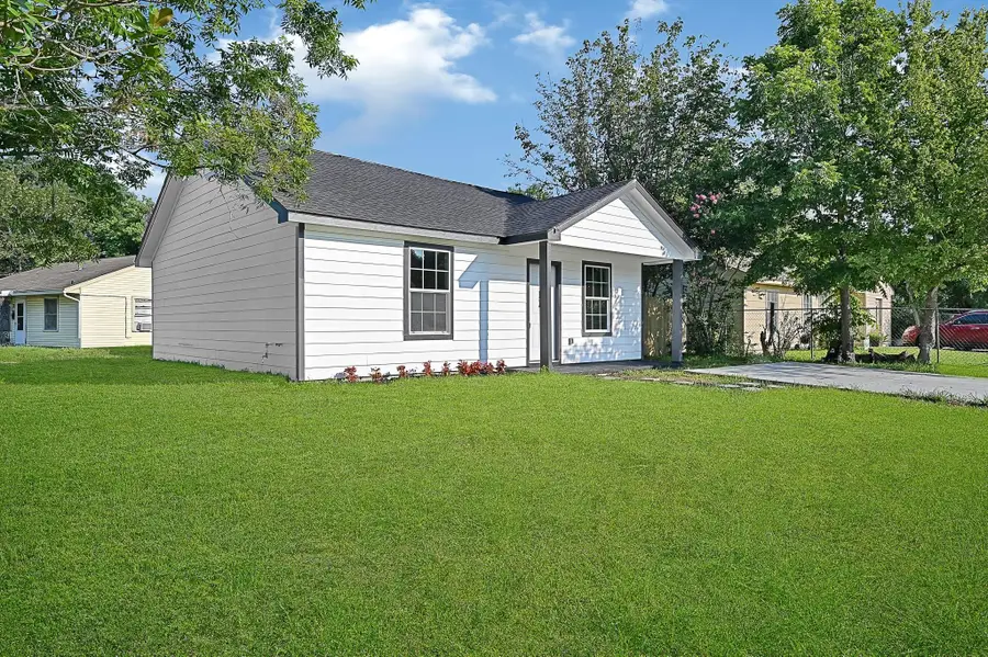 6910 Kassarine Pass, Houston, TX 77033 - #2