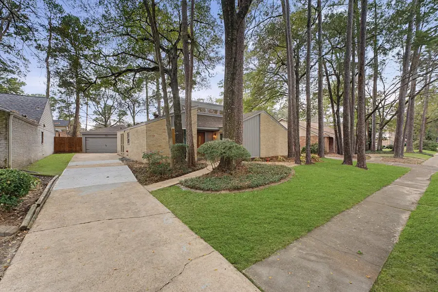 11707 Hillbrook Drive, Houston, TX 77070 - Image #3