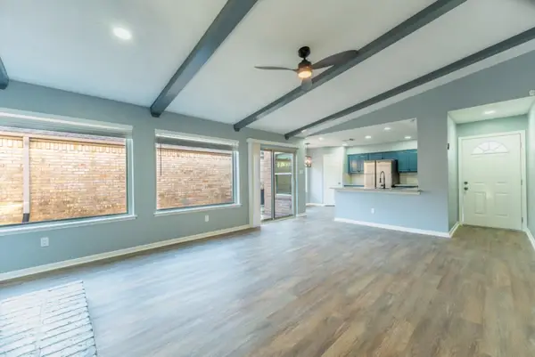 11803 Brook Meadows Lane, Meadows Place, TX 77477