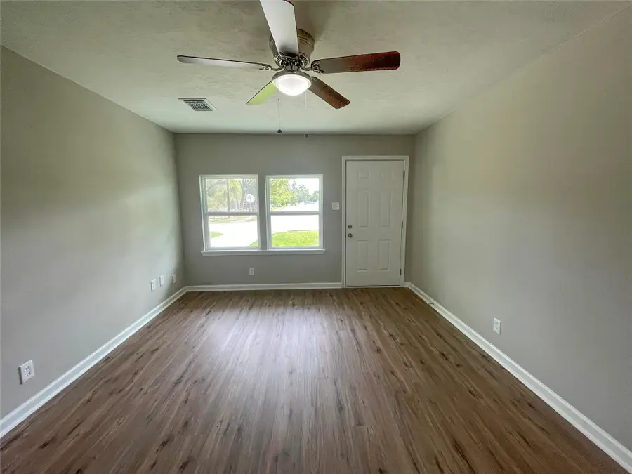 7634 Belbay Street, Houston, TX 77033 - #3