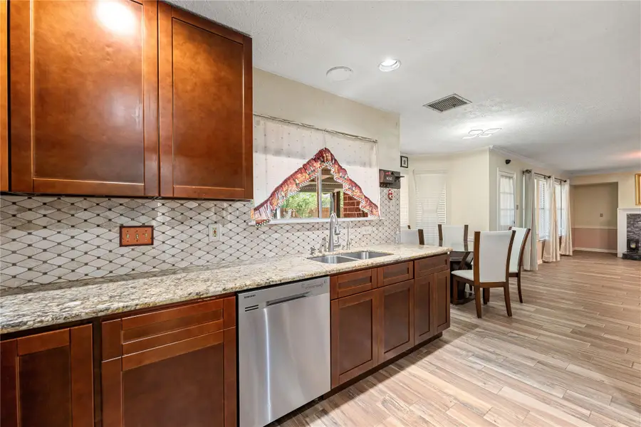 14118 Barkerview Court, Houston, TX 77084 - Image #3