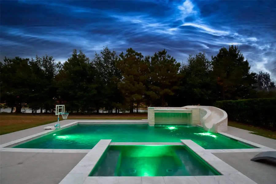 5615 Caspian Falls Lane, Fulshear, TX 77441 - Image #2